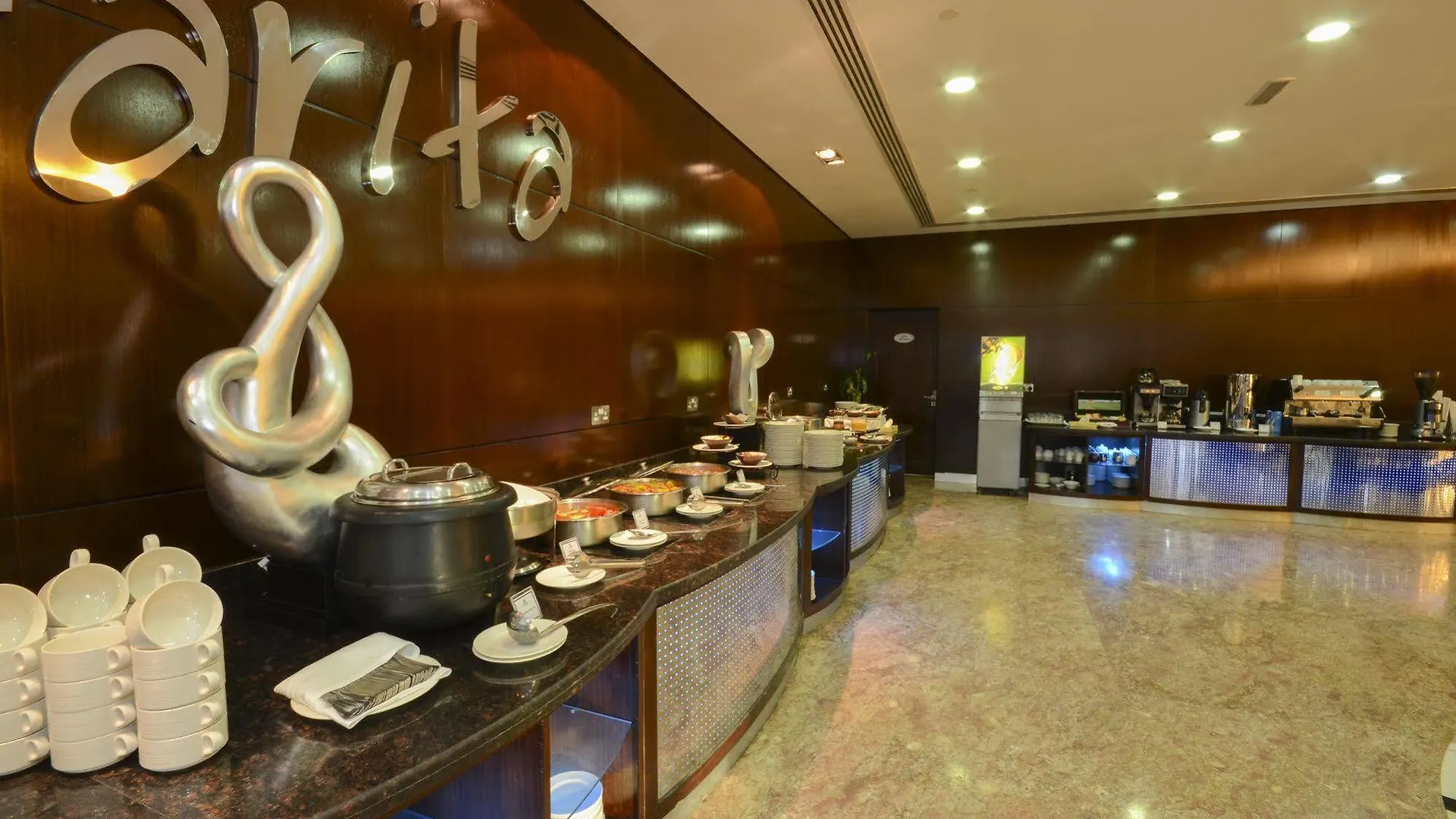 Hotel Staybridge Suites Dubai Internet City By Ihg