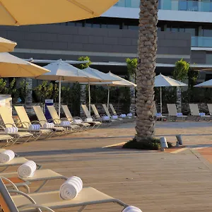 Park By Radisson Yas Island מלון אבו דאבי