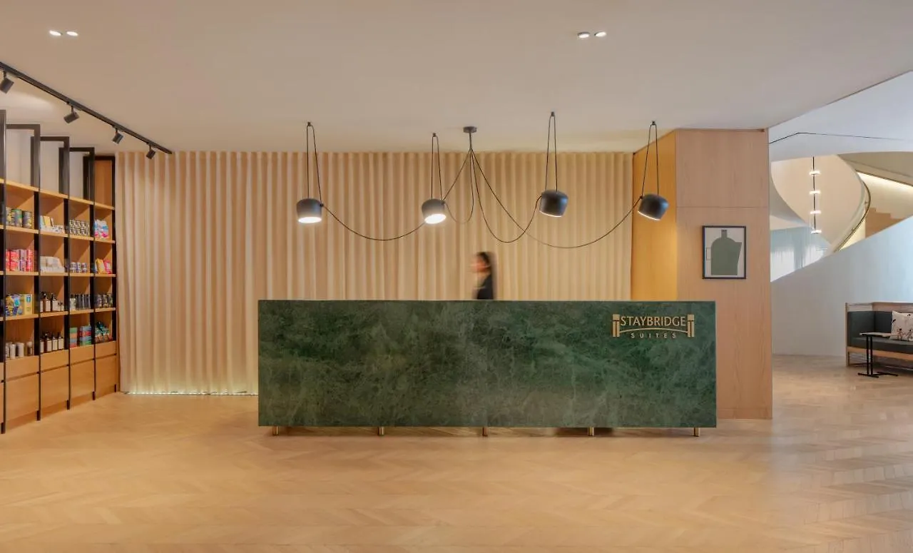 Staybridge Suites Dubai Internet City By Ihg 4*,  איחוד האמירויות הערביות