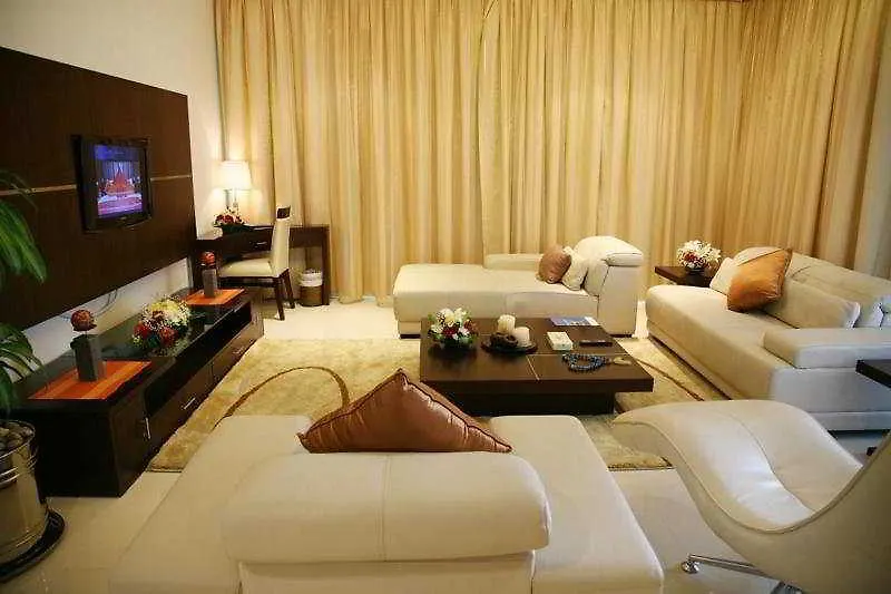 Staybridge Suites Dubai Internet City By Ihg