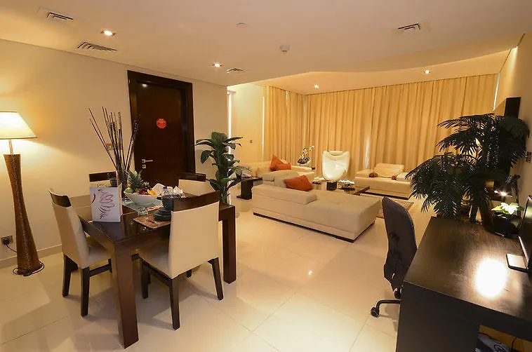 Staybridge Suites Dubai Internet City By Ihg Szálloda